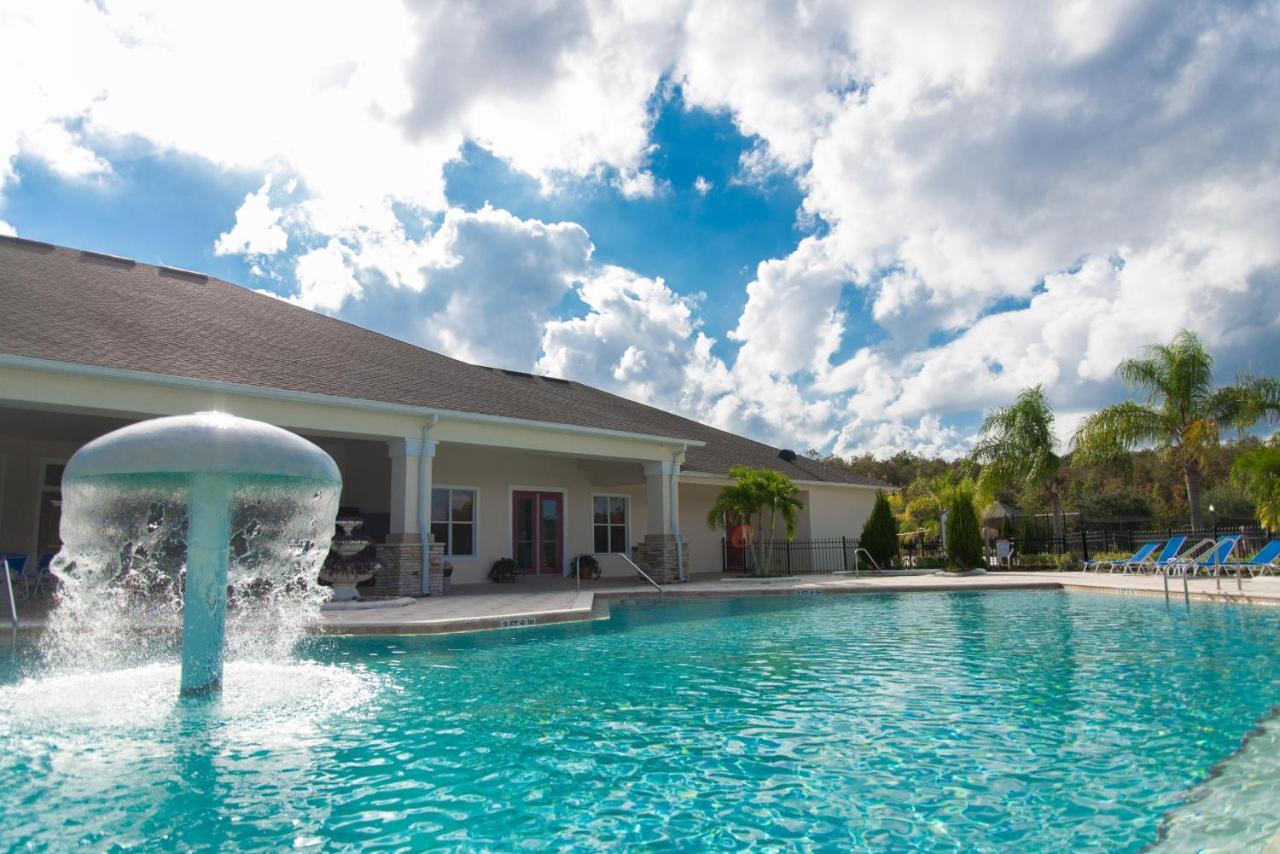 Trafalgar Resort Community Pool And Gym, Private Pool! كيسيمي المظهر الخارجي الصورة