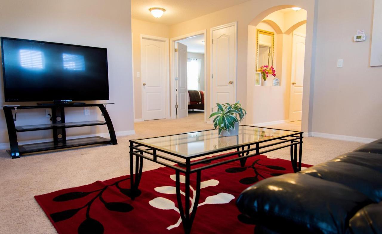 Trafalgar Resort Community Pool And Gym, Private Pool! كيسيمي المظهر الخارجي الصورة